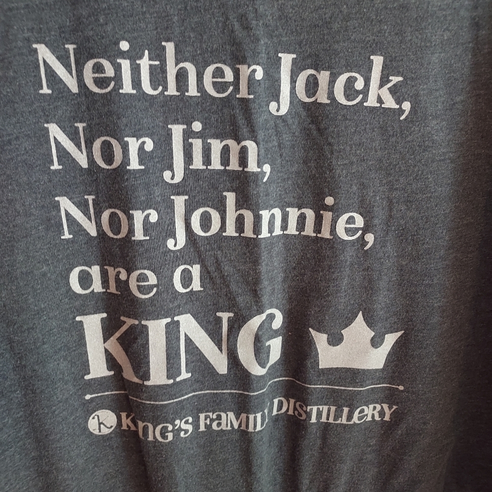 Vintage - Kings Family Distillery XXL T-shirt - Next Level Apparel- Collectible